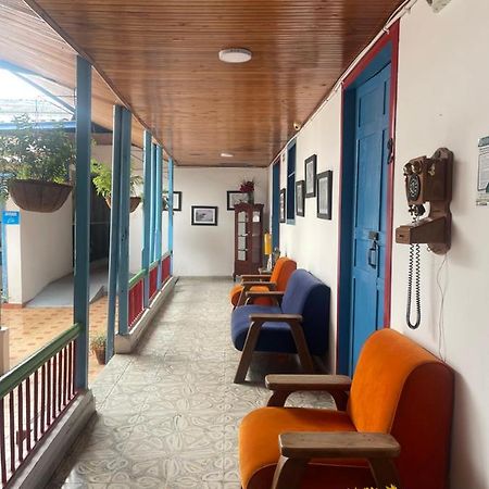 Hostal Maderos Santa Rosa De Cabal Kültér fotó