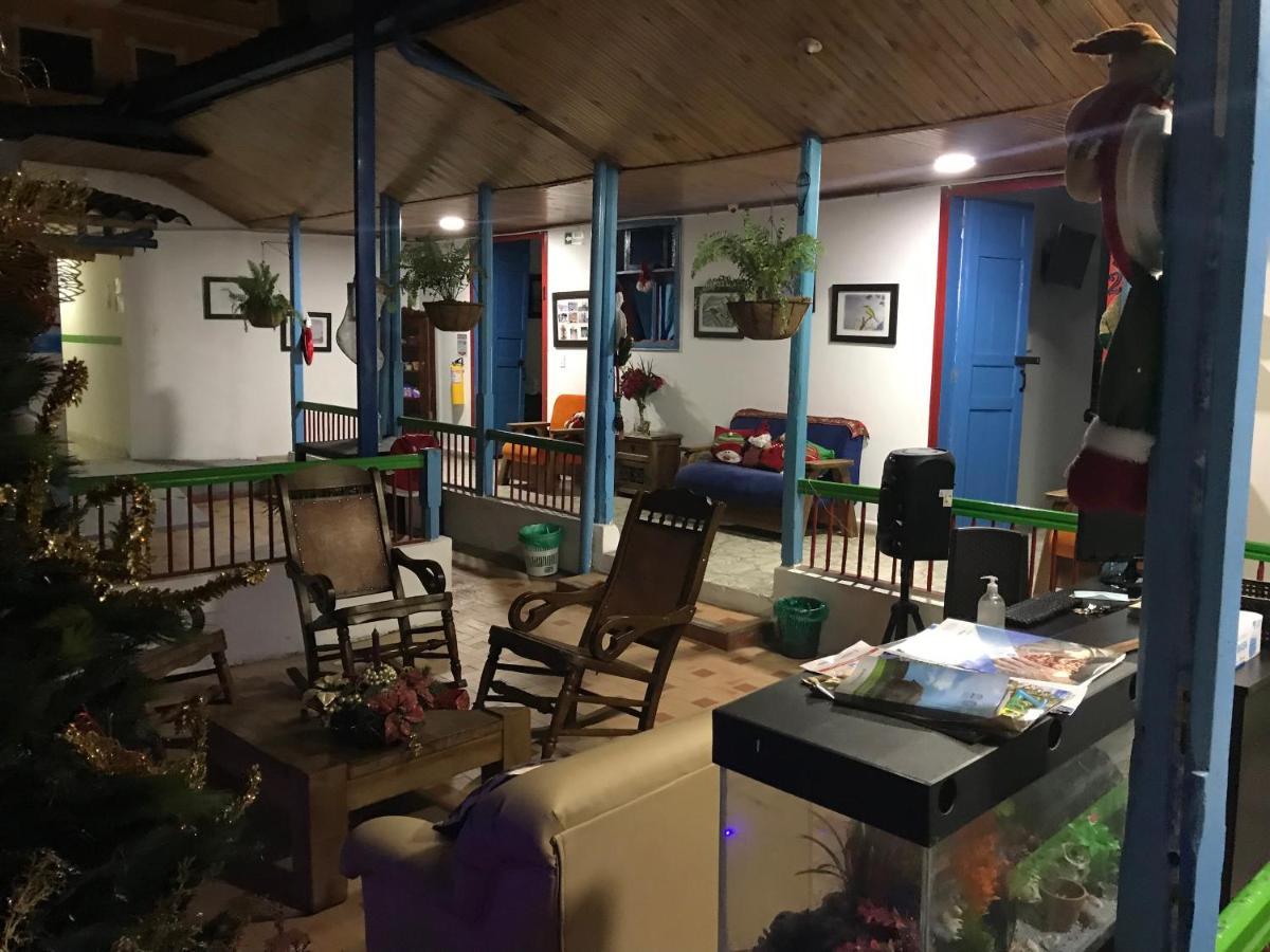 Hostal Maderos Santa Rosa De Cabal Kültér fotó